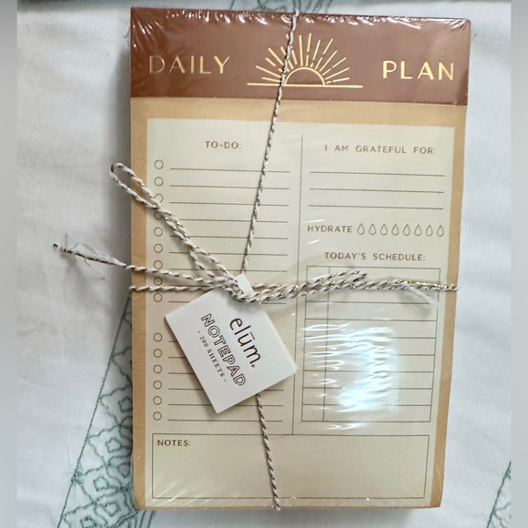 NWT Elūm Designs Stationery Planning Trio Set - Citrus Florals - Set of 3 - Picture 8 of 15